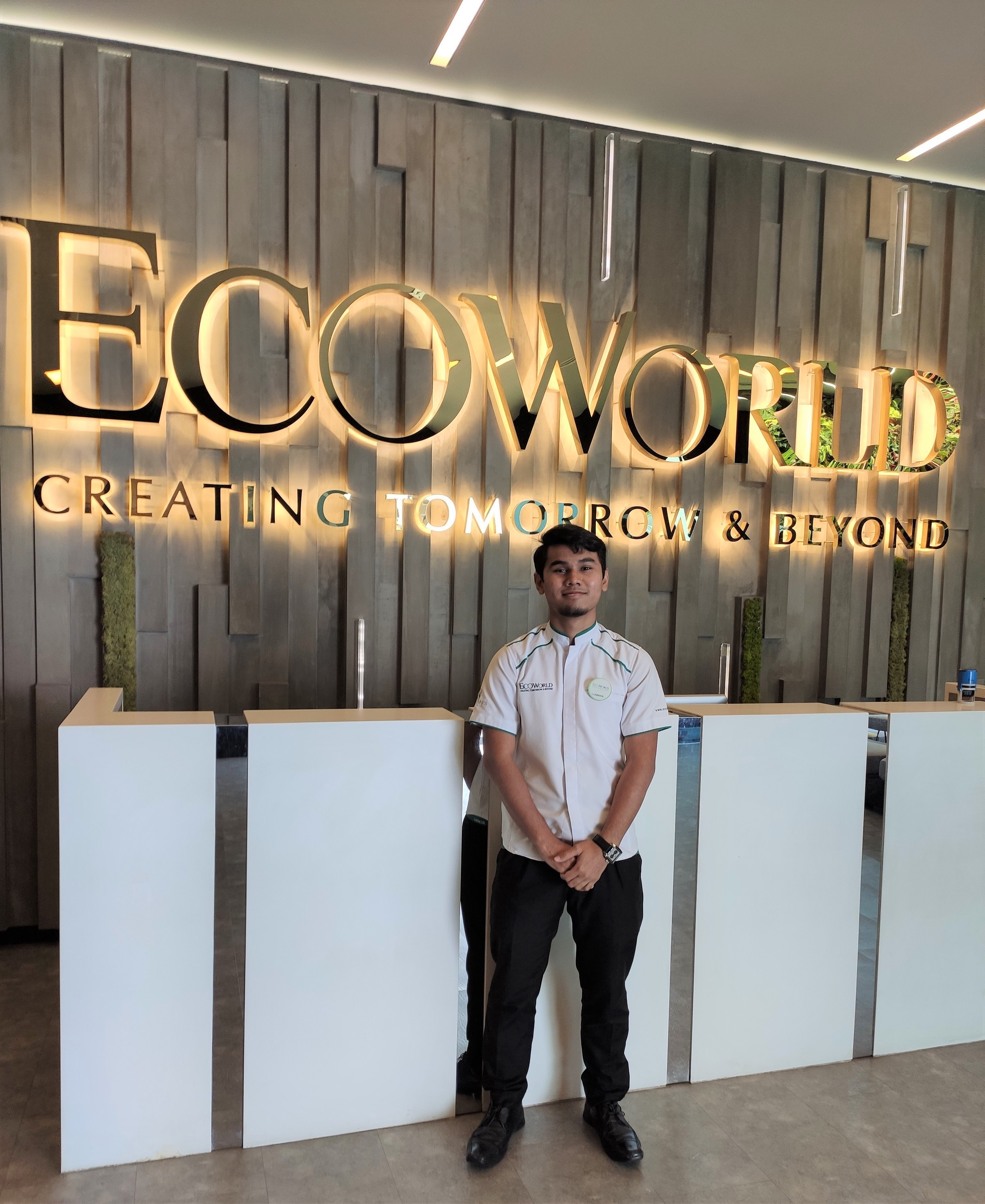 UoRM Quantity Surveying students during internships at EcoWorld	